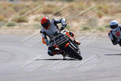 media/Sep-25-2023-Moto Forza (Mon) [[81ffa65e0a]]/B-C Group/Session 3 (Turn 16)/